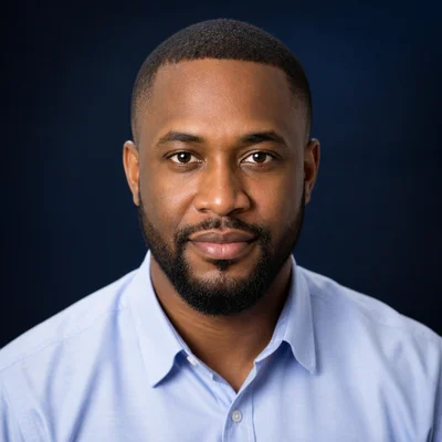 AI Remote Workers headshot example — Smart Casual, Solid Navy